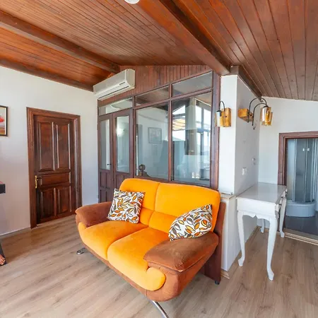 Elfuze Kalkan